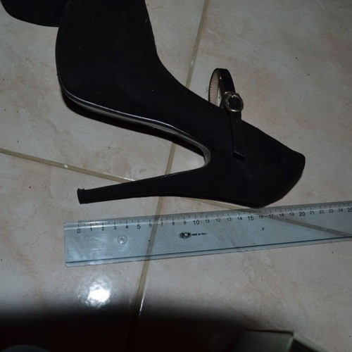 Black suede pumps used, size 37