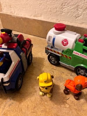 Paw Patrol, Peppa Pig και Barbie σετ παιχνιδιών με οχήματα και φιγούρες