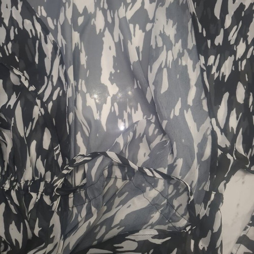 Long Sheer Kimono Robe black and white, like new