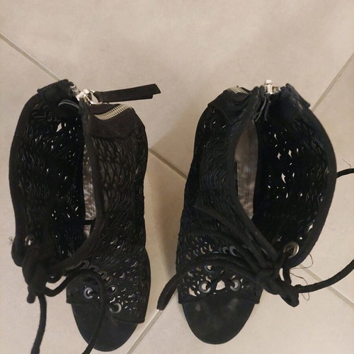 Zara peep-toe pump used, mesh with thin high heel