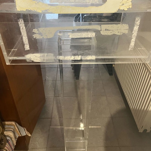Plexglass music stand like new