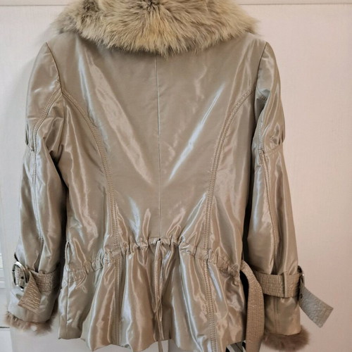 Modern 3-in-1 jacket like new with natural fox fur beige and gold