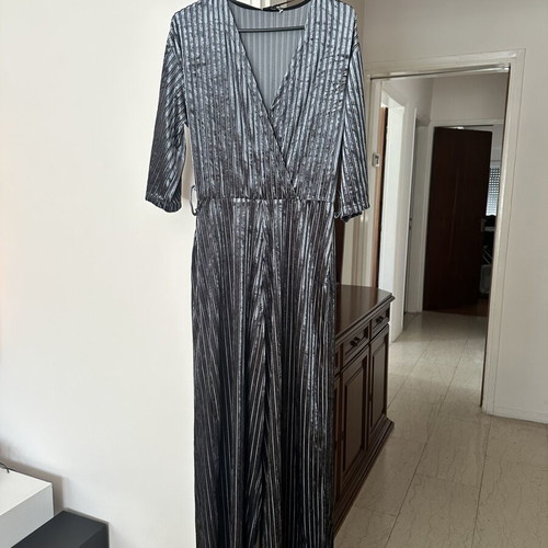 Velvet jumpsuit Zara like new, black and silver, size M