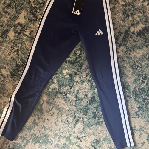 Adidas leggings brand new with white 3 stripes and logo