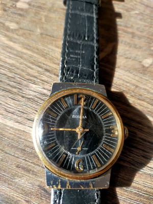Mechanical wristwatch