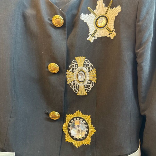 Byblos suit used with black silk skirt EU46
