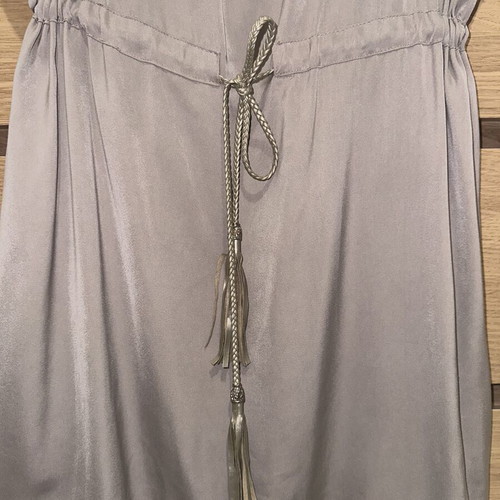 Short dress with gold cord like new, beige