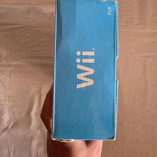 Link's Crossbow Training Nintendo Wii game like new with Wii Zapper