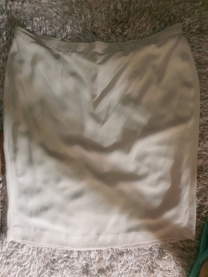 Set of 3 pieces skirt blouse long jacket Greek tailoring like new, beige size 6