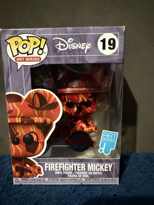 Funko POP Firefighter Mickey sealed, special edition