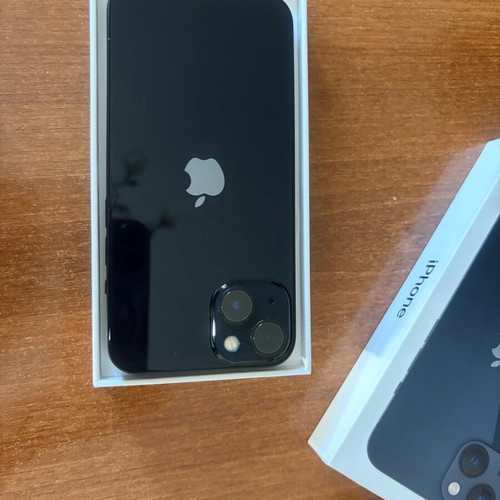 iPhone 13 128GB used, black, battery needs service, includes two fast charging cables
