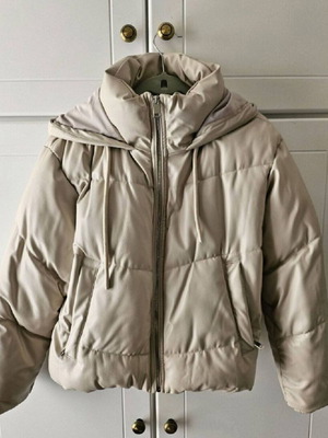 Zara beige faux leather jacket like new, size Small