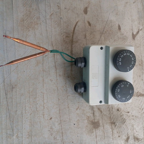Double immersion thermostat new with gift 1/2" valve
