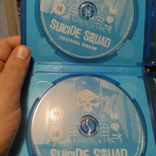 Suicide Squad Blu-Ray like new with Greek subtitles and slipcase
