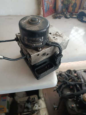 ABS unit for VW Golf 4 '98-'04 used, code 1J0614217E
