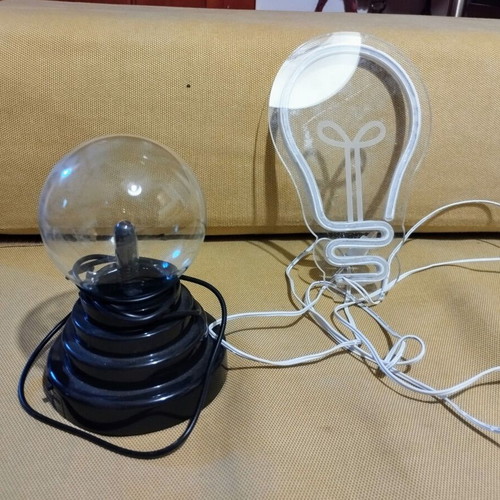 Plasma lamp in excellent condition