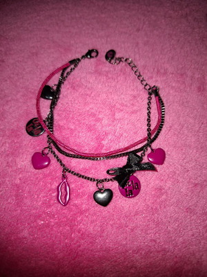 Bracelet black-pink like new