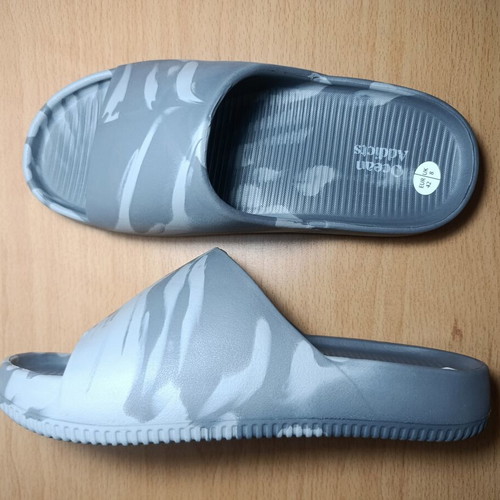 Ocean Addict slides, grey camo, size 42