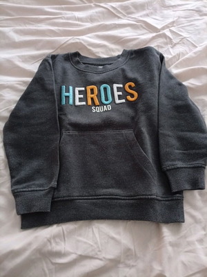 Orchestra sweatshirt for boy size 6 gray like new