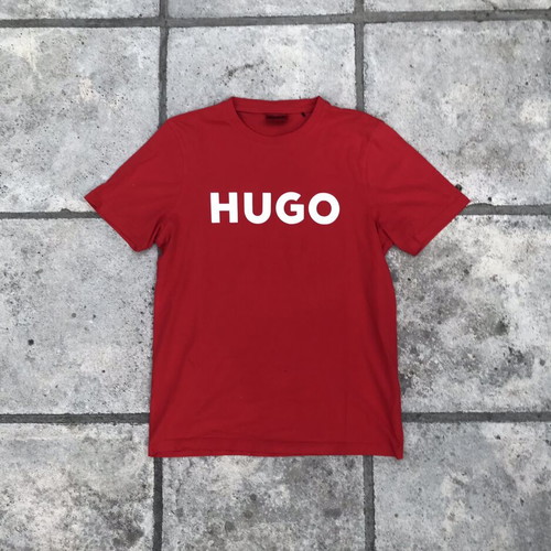 Hugo Boss red tee like new, size medium