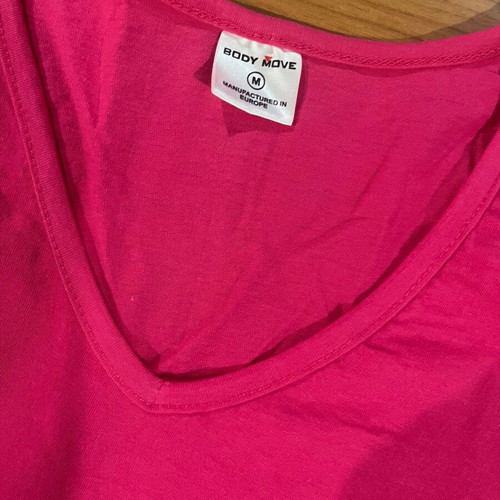Tshirt Body Move size M fuchsia like new, elastic