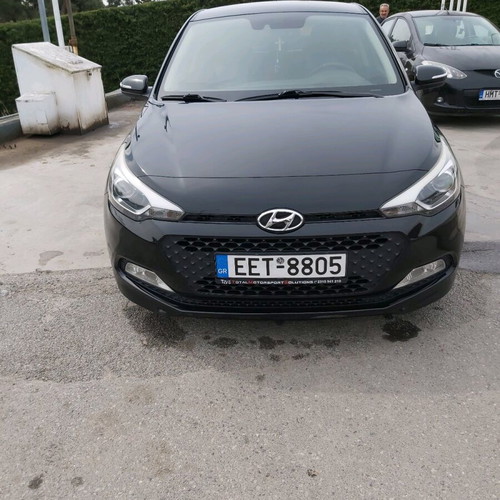 Hyundai i20 μεταχειρισμένο diesel 2015, 213.000 χλμ, μαύρο