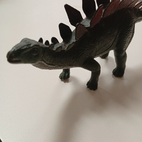 Dinosaur miniature toy like new