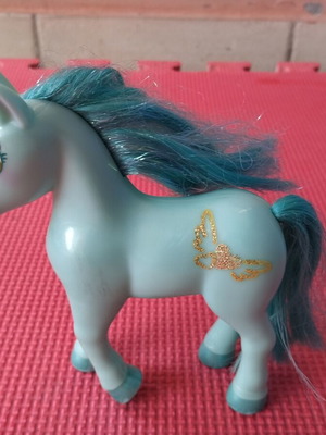 Unicorn toy used, good condition