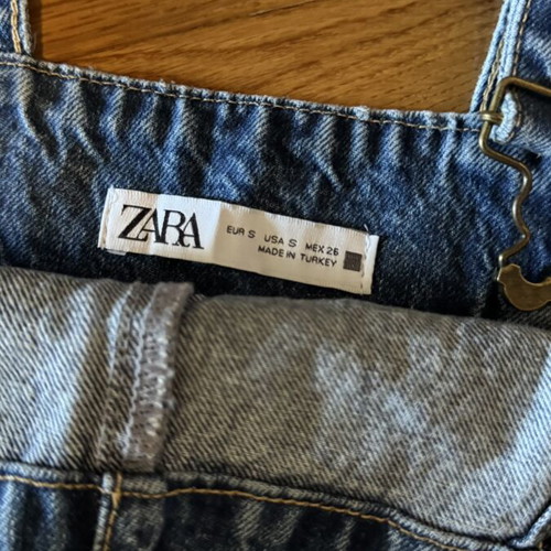 Zara women's denim overalls small, unworn