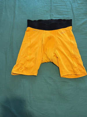 Nike Pro-Combat leggings medium like new, orange, Dri-Fit