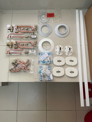 Set of 4 wall-mounted gas burner chimneys new