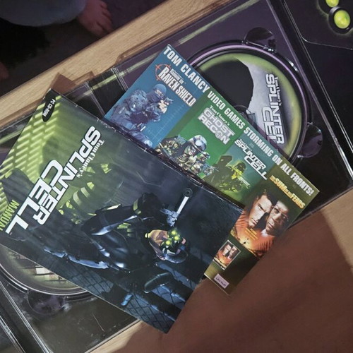 Splintell Cell PC case with 3 CDs like new