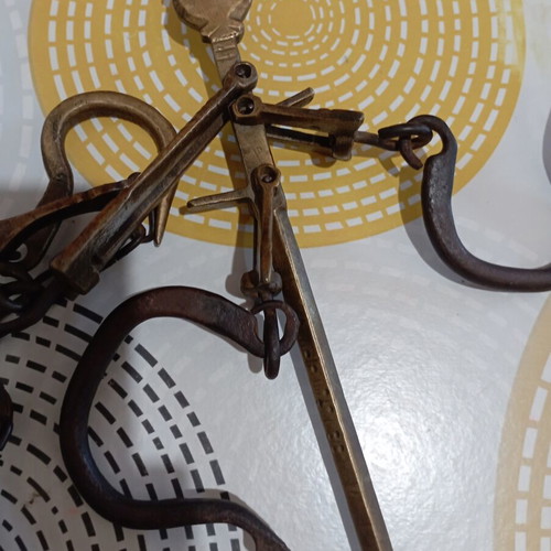 Traditional hanging scale Palantza used with two weights