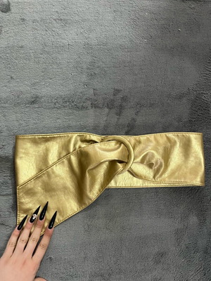 Gold vintage belt like new, size 100