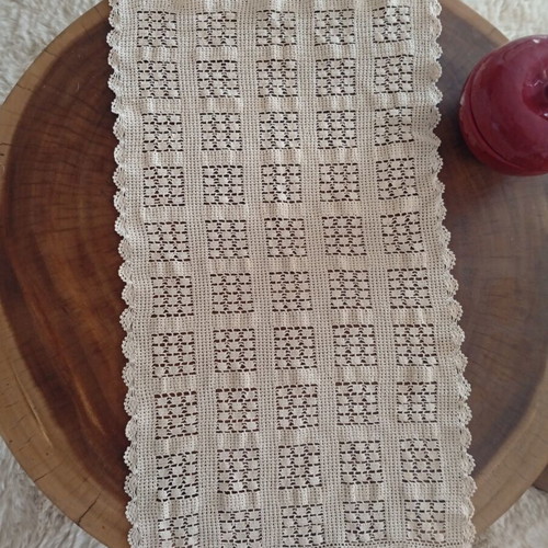 Vintage Handmade Crochet Table Linen Set of 3, Like New