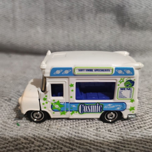 Matchbox ice cream van toy car used, 7 cm, 2008