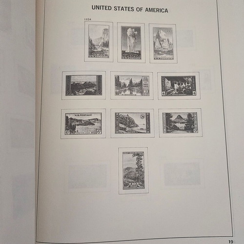 Stamp album United States 1863 - 1992 like new