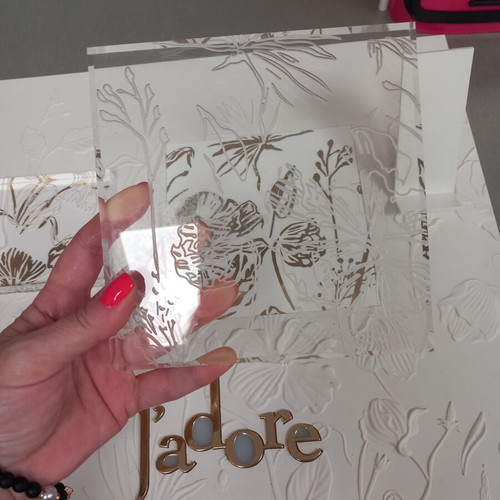 Dior cosmetic and perfume base new