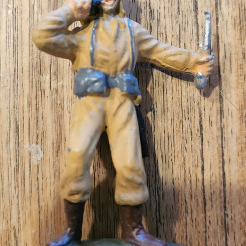 Lead soldier figure like new