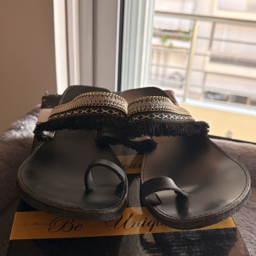 Estil black leather sandals size 39 new