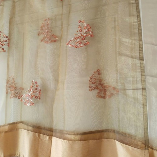 Curtain set 1.40x2.20 meters with decorative details, satin quality