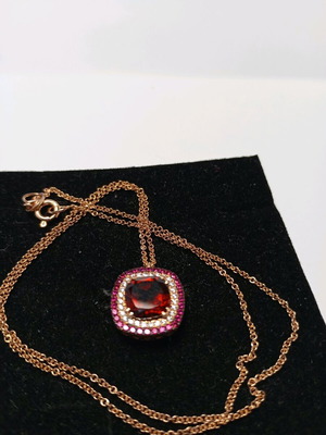 Κολιέ 925 ροζ επιχρύσωση με γρανάδα 8x8 και διπλό halo λευκών & ρουμπινί ζιργκόν καινούργιο