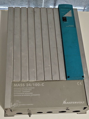 Mastervolt MASS 24/100-C charger used, 24V 100A
