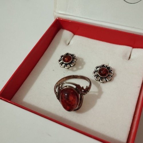 Vintage 925 Silver Jewelry Set with Amber Ring and Earrings like new