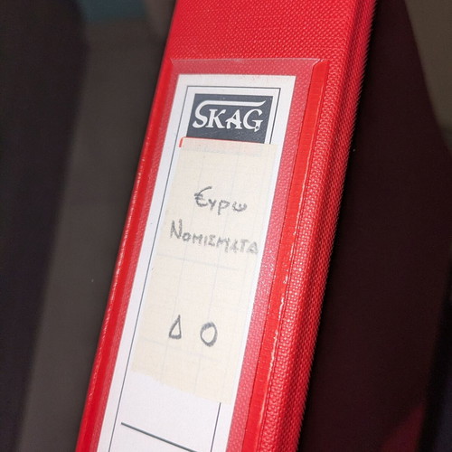 Folder for coin and banknote collection like new with 16 sleeves