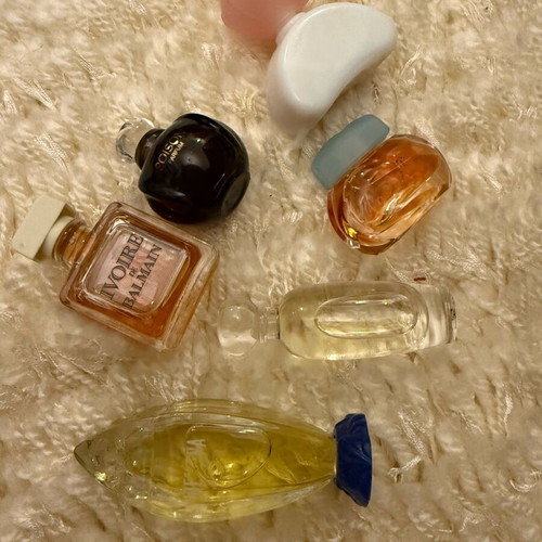 Set of branded mini perfumes like new, Dior, Estée Lauder, Balmain, Yves Rocher
