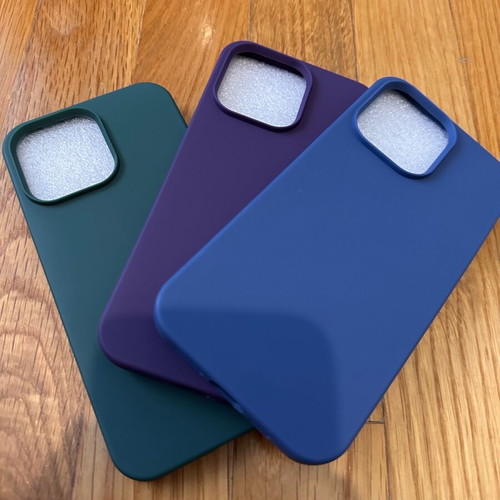 Silicone cases for iPhone 14 Pro Max brand new, 3 colors