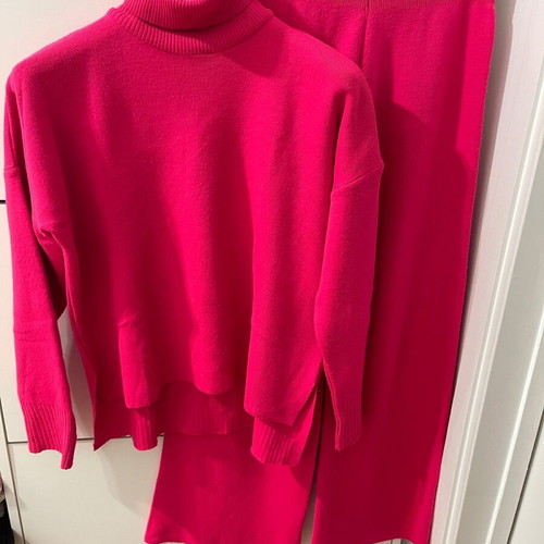 Pink one size set used
