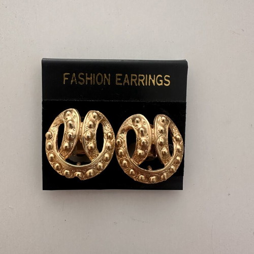 Vintage embossed earrings clip, like new, gold tone
