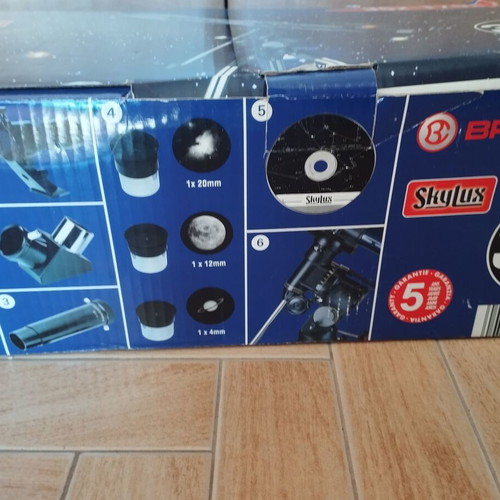 Bresser Skylux 70/700 telescope like new with tripod and accessories